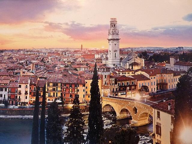 Mela Verona